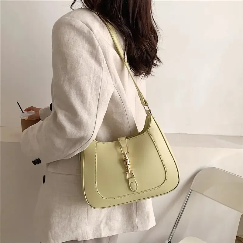Zoey | Vintage Baguette Shoulder Bag