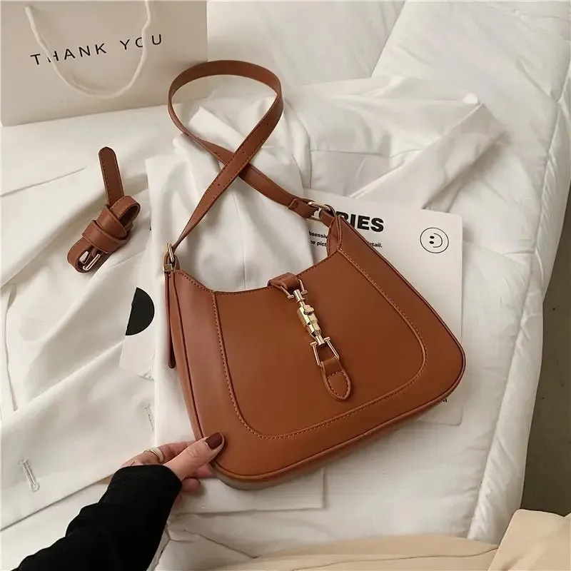 Zoey | Vintage Baguette Shoulder Bag